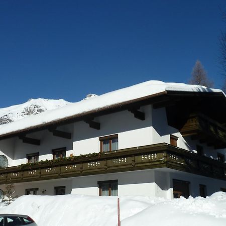 Pension Holzmann Leutasch Exterior foto