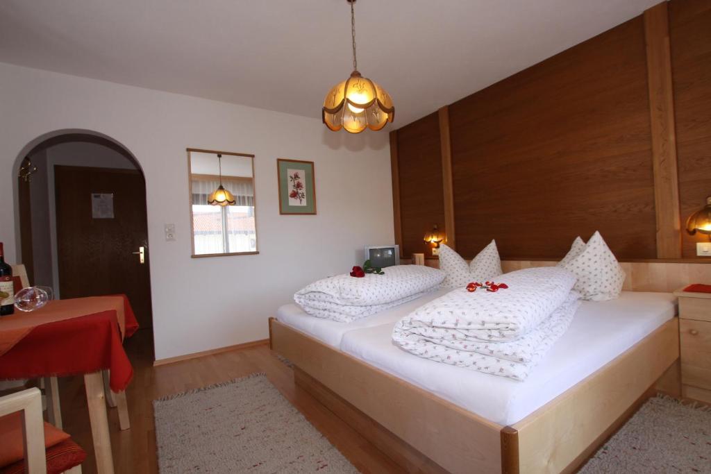 Pension Holzmann Leutasch Quarto foto